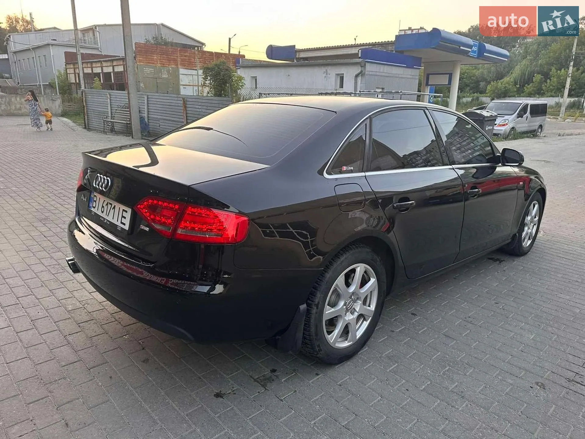 2010 Audi A4 - мініатюра 8