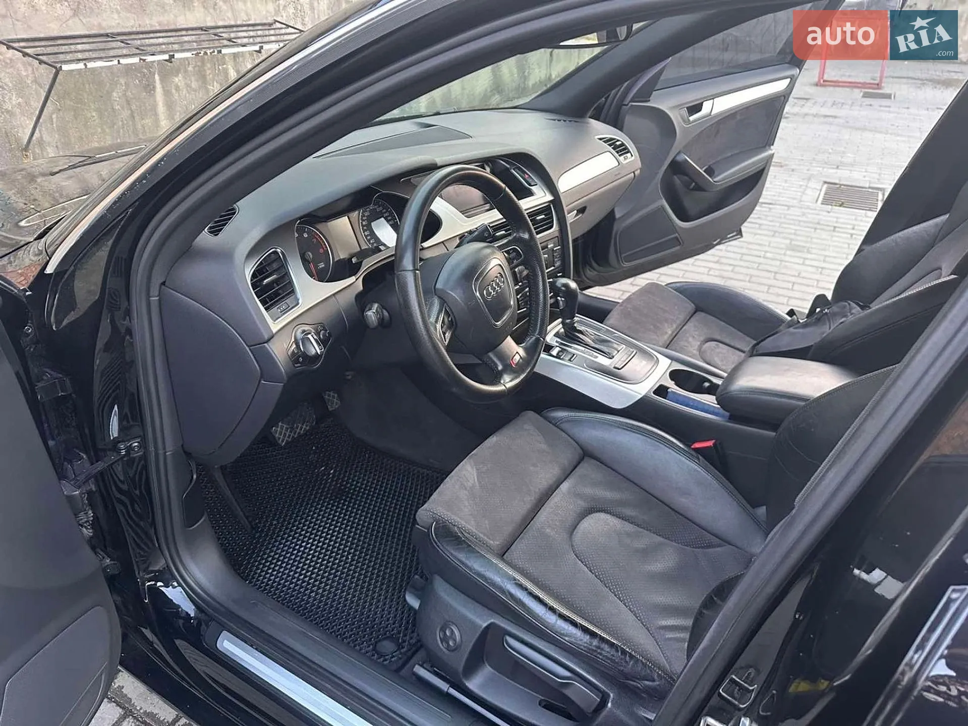 2010 Audi A4 - мініатюра 17