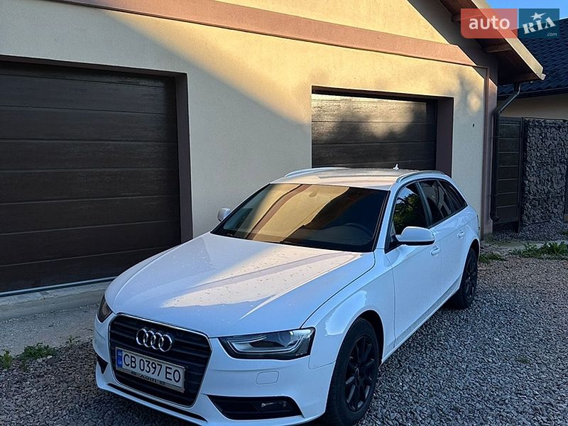 Универсал Audi A4 2012 в Киеве