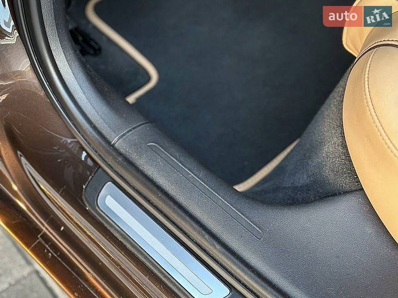 Седан Audi A4 2013 в Днепре