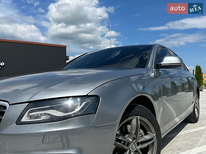 Седан Audi A4 2008 в Звягелі