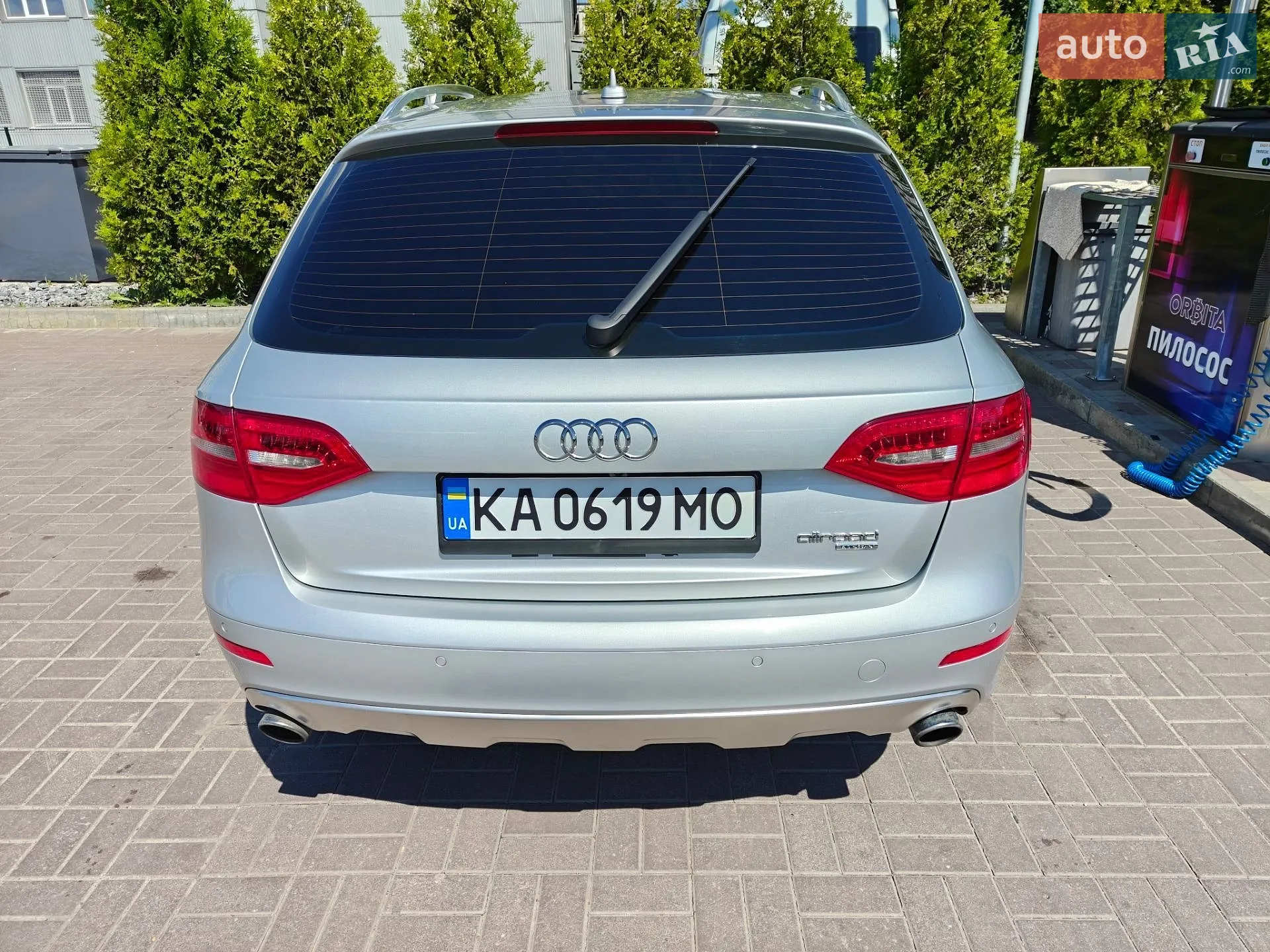 2012 Audi A4 - мініатюра 2