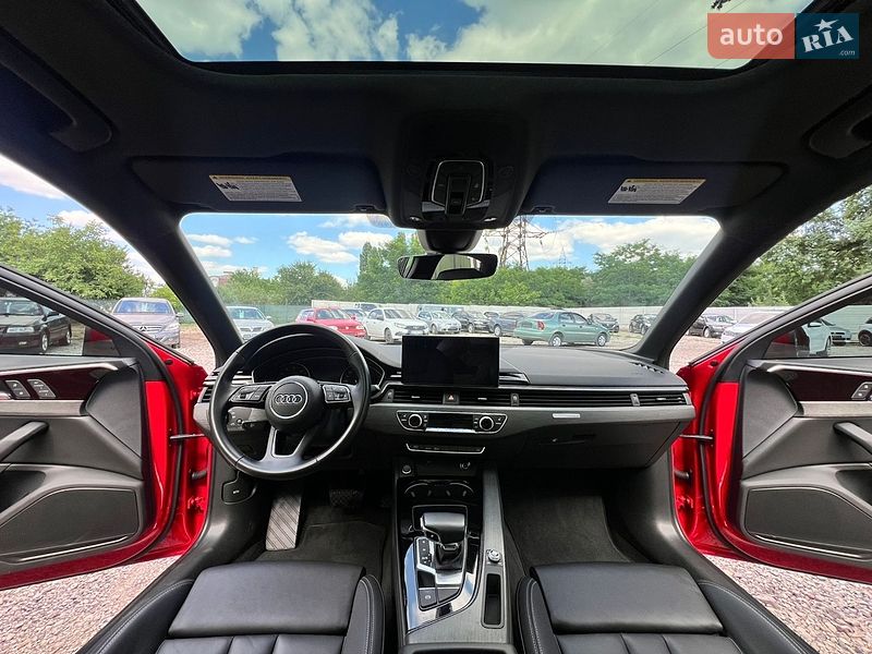 Седан Audi A4 2020 в Харькове