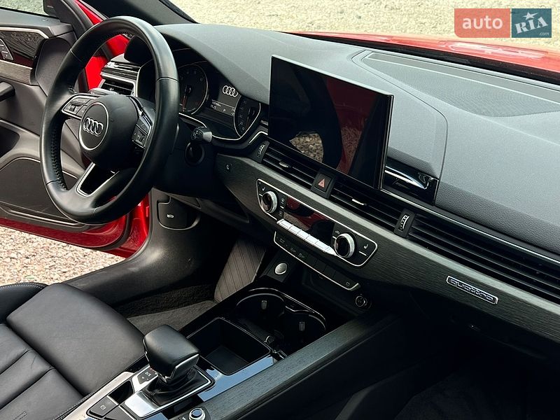 Седан Audi A4 2020 в Харькове
