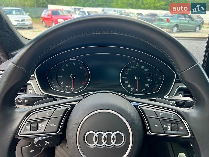Седан Audi A4 2020 в Харькове