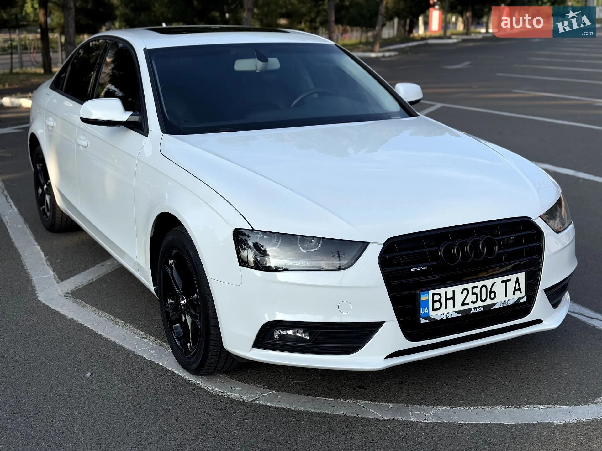 2012 Audi A4 - мініатюра 3