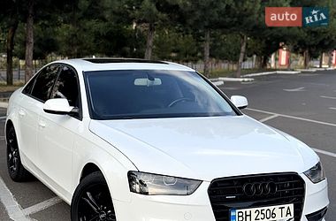 Седан Audi A4 2012 в Одесі
