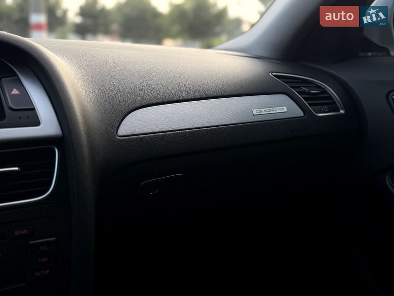 Седан Audi A4 2012 в Одесі