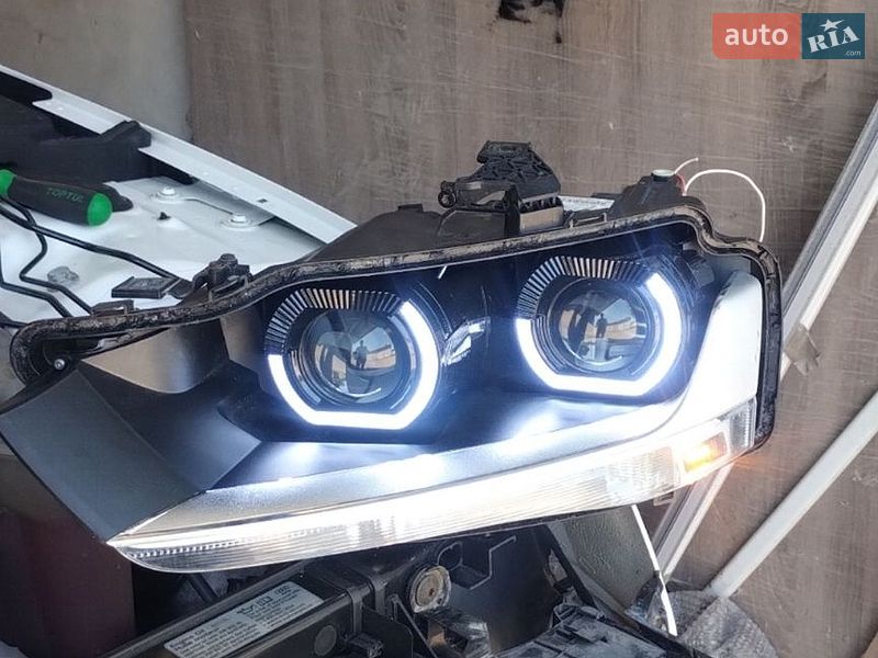 Седан Audi A4 2012 в Одесі