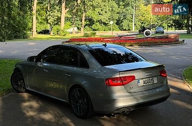 Седан Audi A4 2015 в Харкові