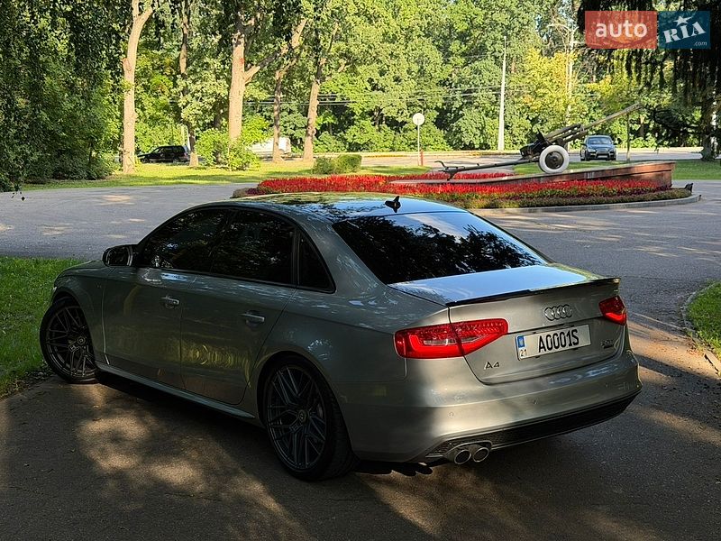 Седан Audi A4 2015 в Харкові