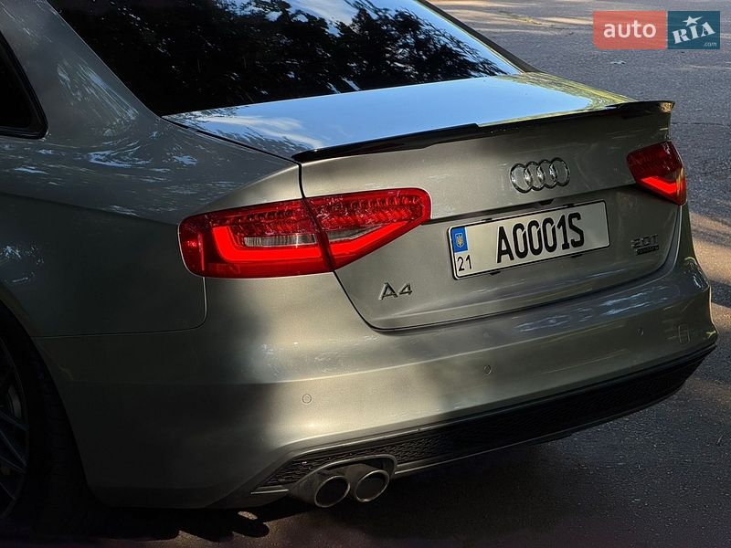 Седан Audi A4 2015 в Харкові