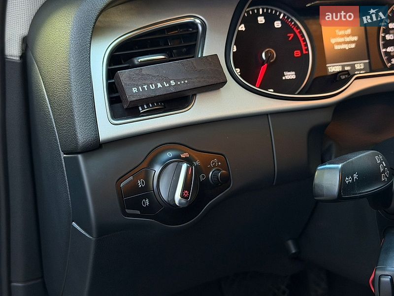 Седан Audi A4 2015 в Харкові