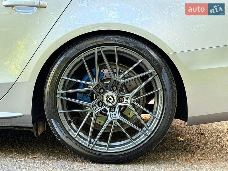 Седан Audi A4 2015 в Харкові