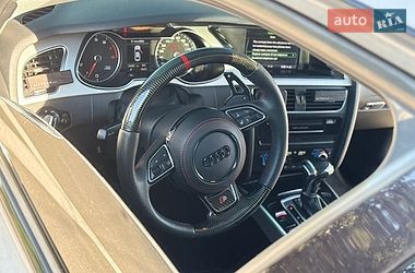 Седан Audi A4 2015 в Харкові