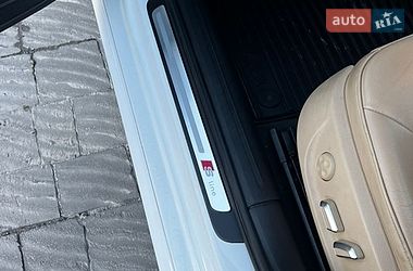 Седан Audi A4 2015 в Львові