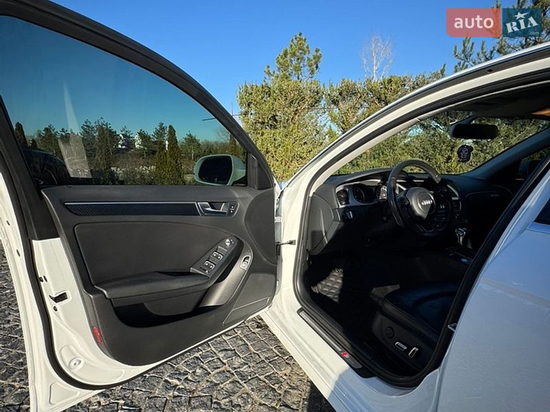 Седан Audi A4 2015 в Дніпрі