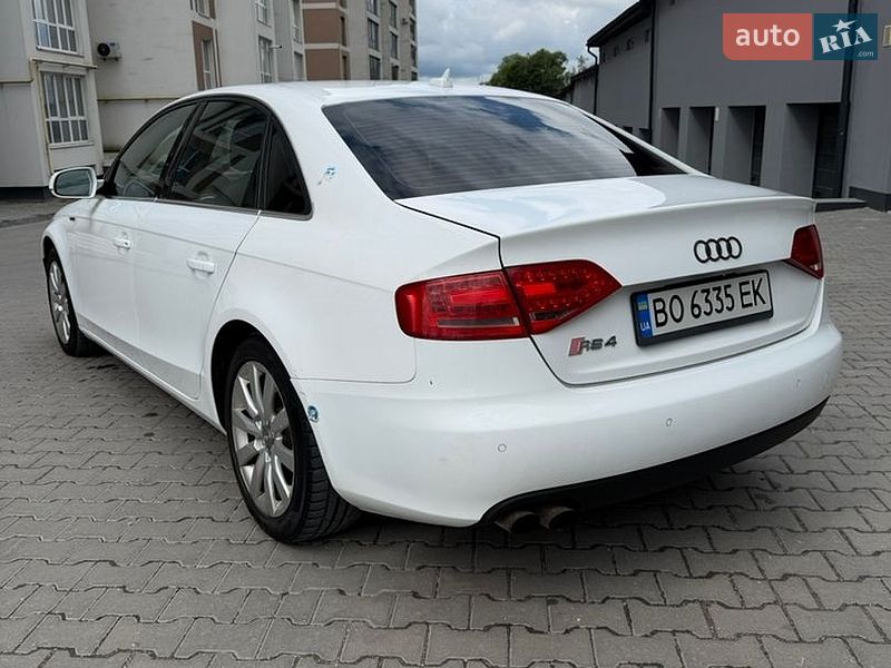 Седан Audi A4 2011 в Тернополі