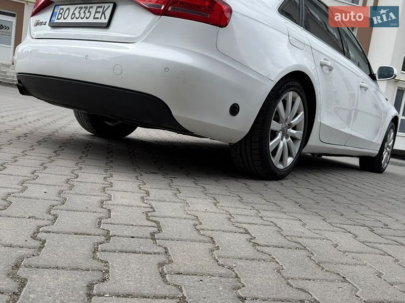 Седан Audi A4 2011 в Тернополі