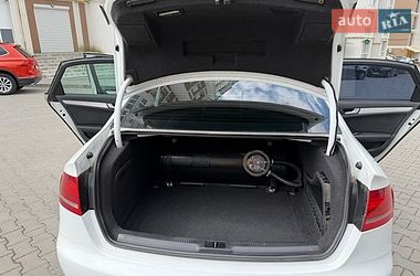 Седан Audi A4 2011 в Тернополі