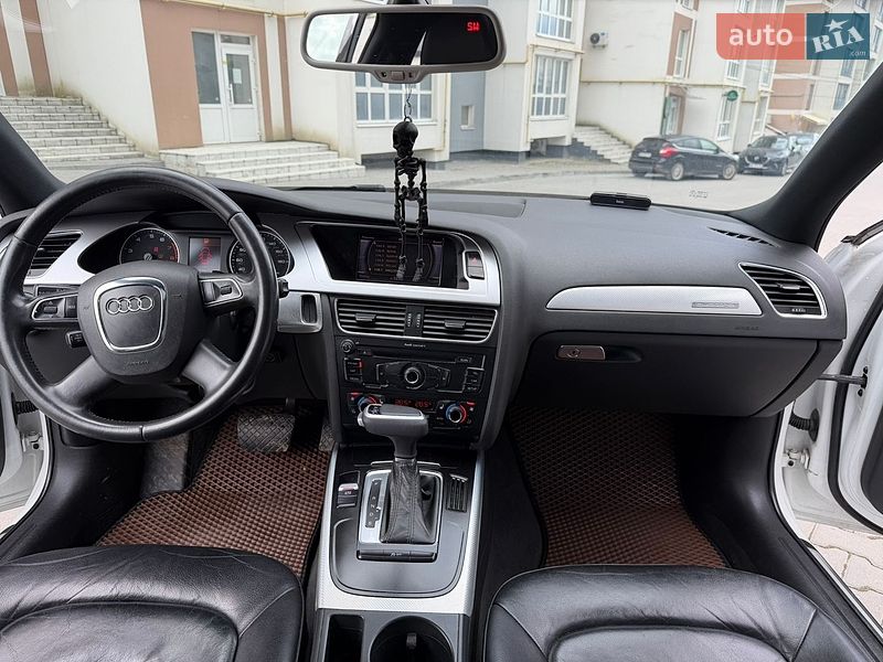 Седан Audi A4 2011 в Тернополі
