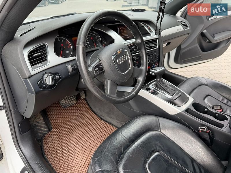Седан Audi A4 2011 в Тернополі