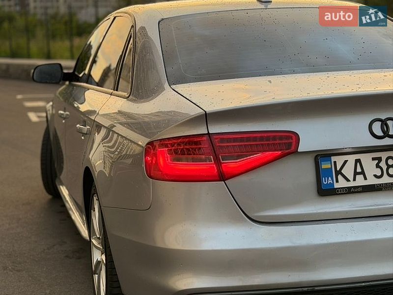 Седан Audi A4 2015 в Киеве
