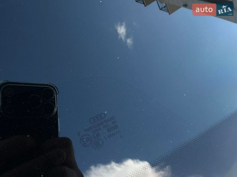 Седан Audi A4 2015 в Киеве