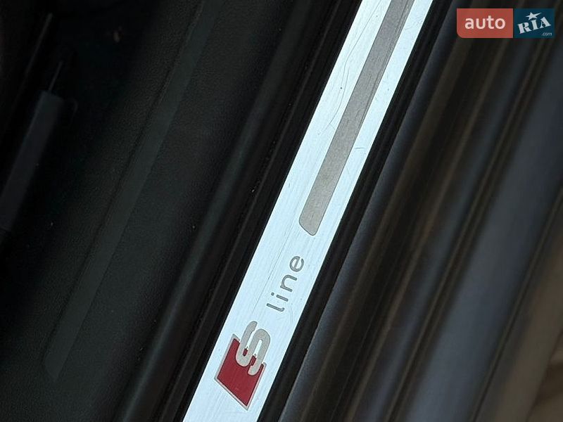 Седан Audi A4 2014 в Хмельницькому