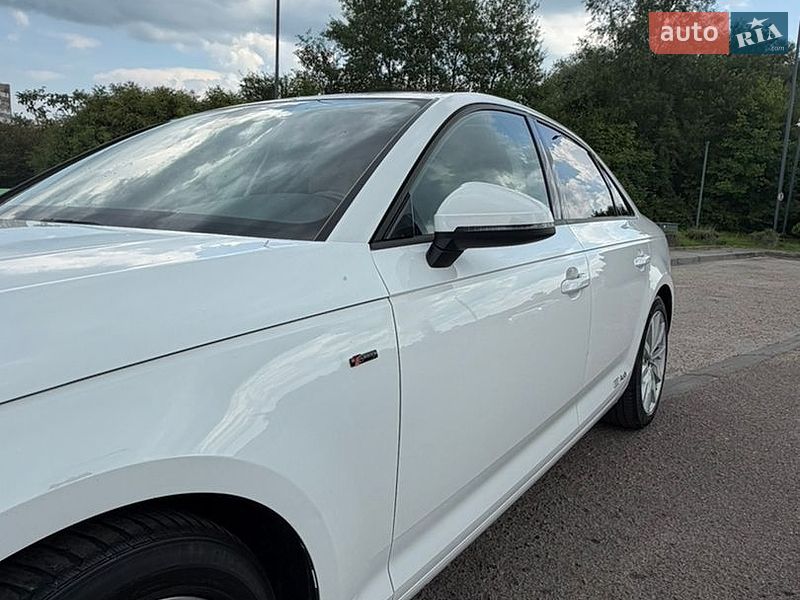 Седан Audi A4 2017 в Дрогобичі