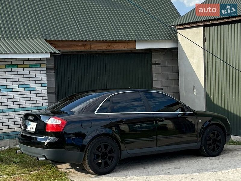 Седан Audi A4 2003 в Любомле