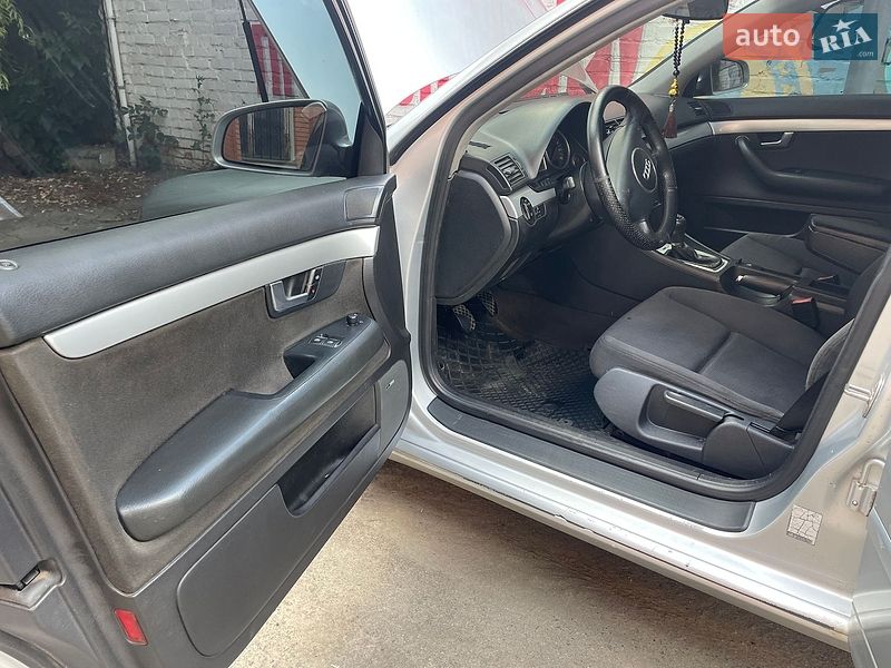 Седан Audi A4 2001 в Сумах