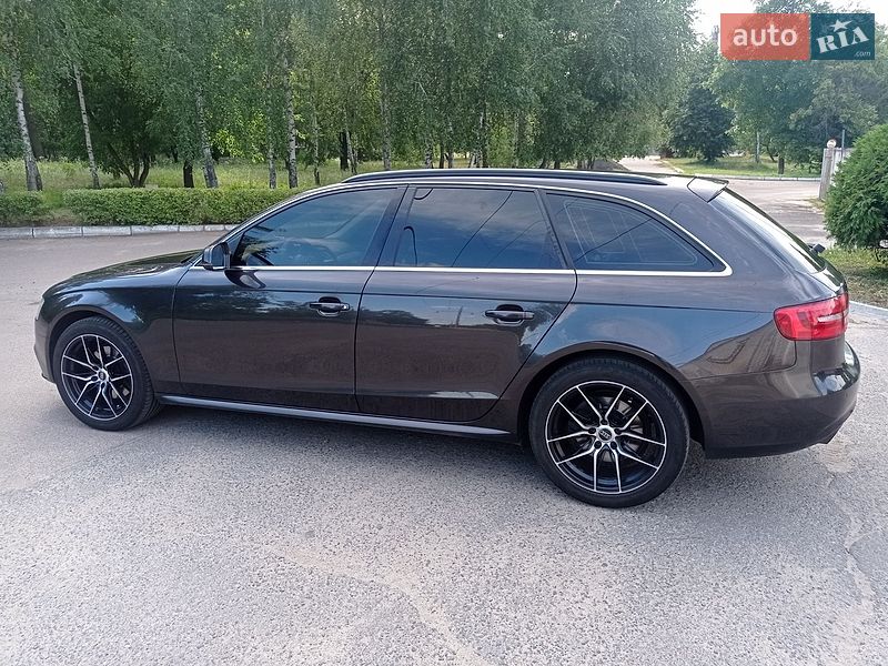 Універсал Audi A4 2012 в Черкасах