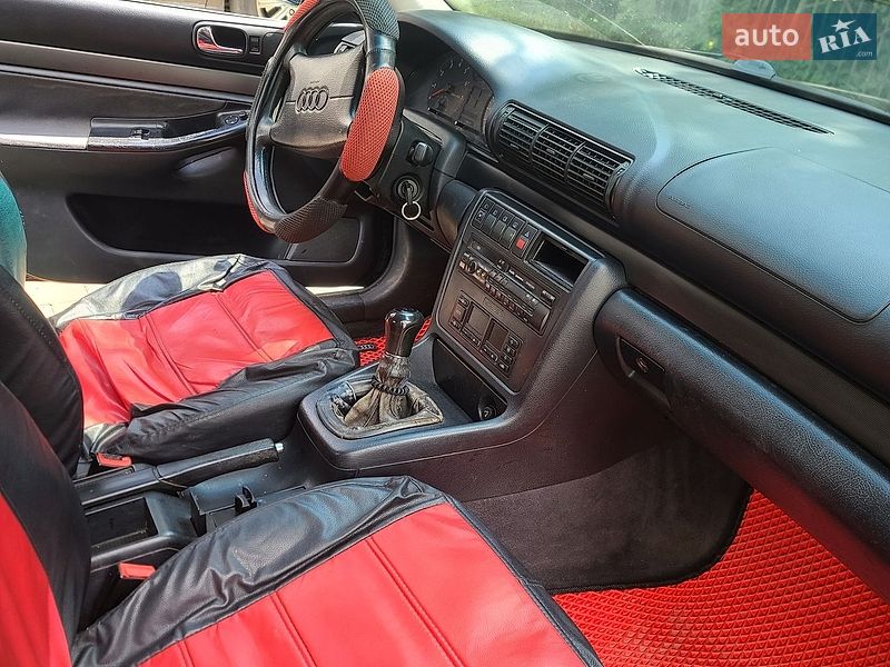 Седан Audi A4 1997 в Івано-Франківську