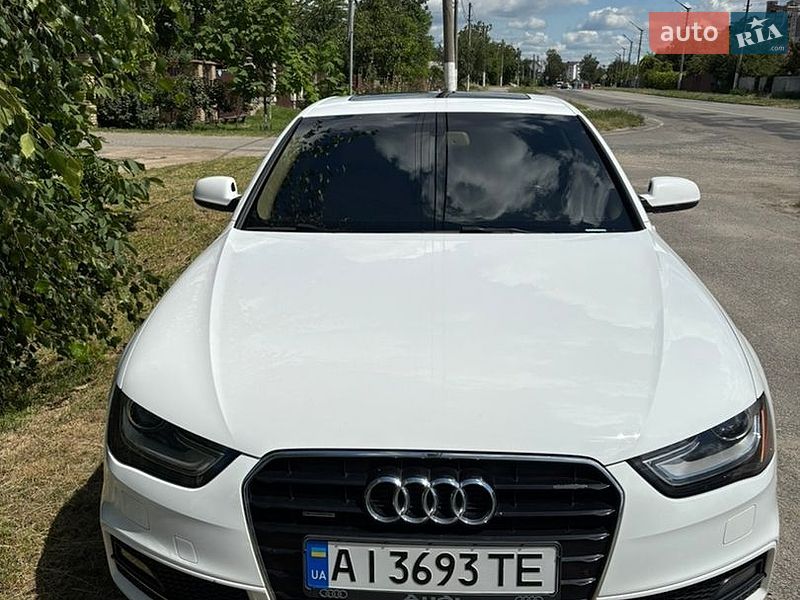 Седан Audi A4 2015 в Киеве