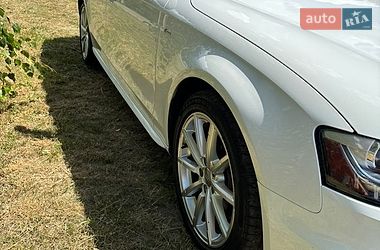 Седан Audi A4 2015 в Киеве