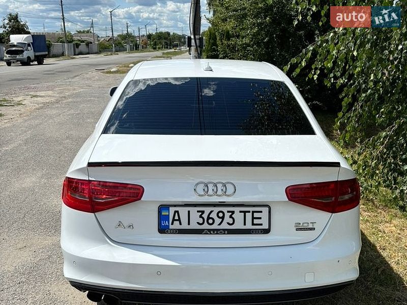 Седан Audi A4 2015 в Киеве