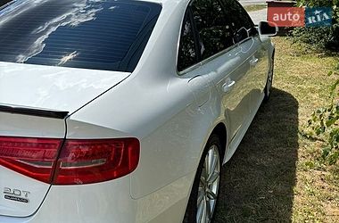 Седан Audi A4 2015 в Киеве