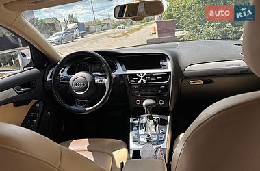 Седан Audi A4 2015 в Киеве