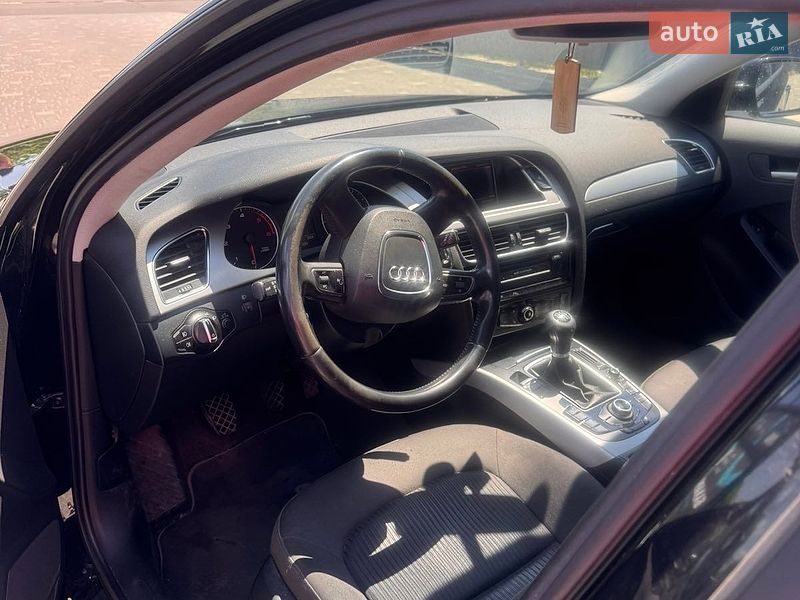 Универсал Audi A4 2011 в Южноукраинске