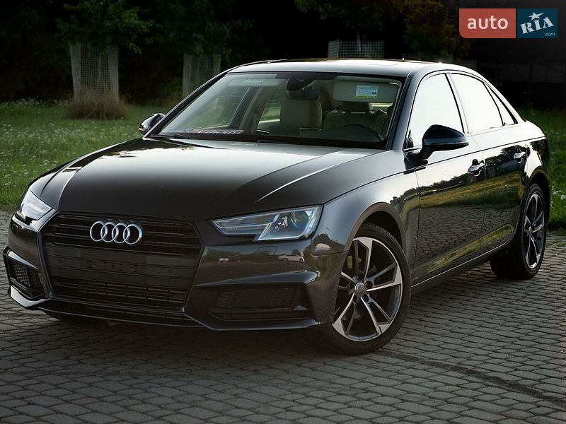 Седан Audi A4 2019 в Львові