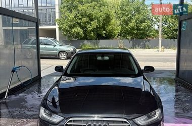 Седан Audi A4 2012 в Івано-Франківську Седан Audi A4 2012 в Івано-Франківську