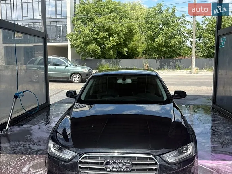 Audi A4 2012