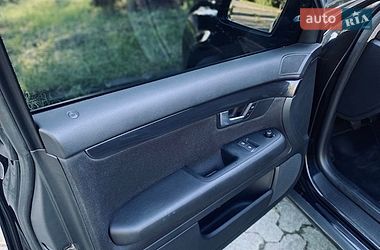 Седан Audi A4 2004 в Дубні