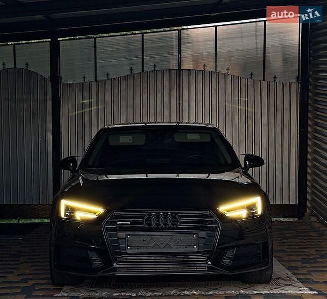 Седан Audi A4 2017 в Киеве