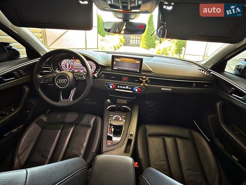 Седан Audi A4 2017 в Киеве