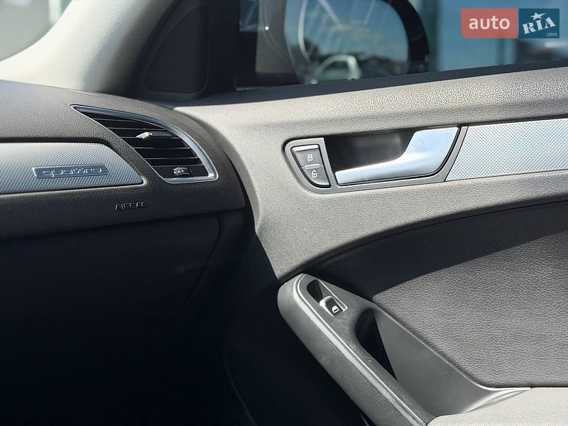 Седан Audi A4 2014 в Киеве