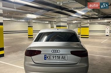 Седан Audi A4 2013 в Дніпрі
