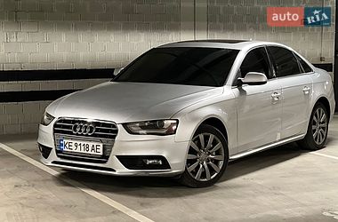 Седан Audi A4 2013 в Дніпрі