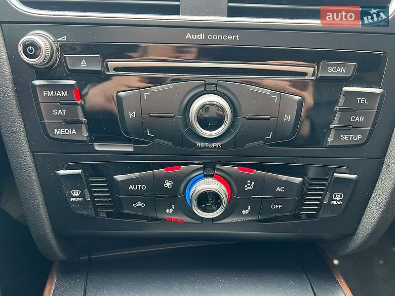Седан Audi A4 2013 в Дніпрі
